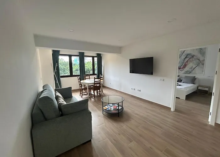 Vivienda En Santa Catalina * Las Palmas de Gran Canaria